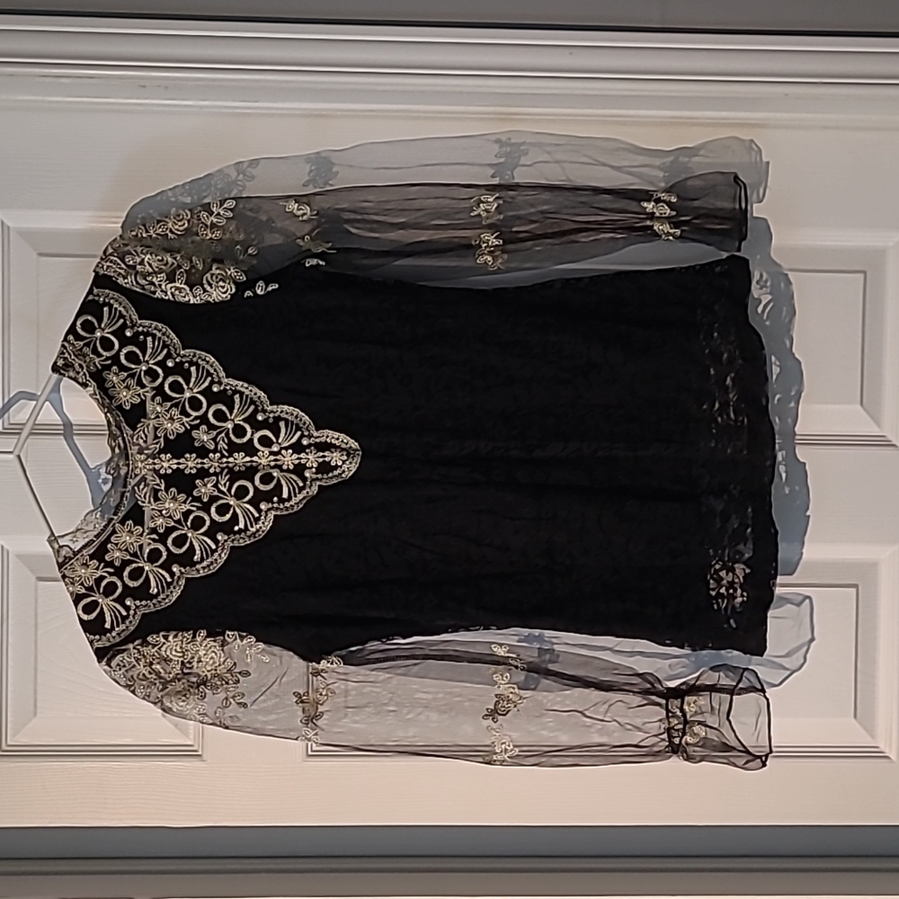 Vintage lace,embroidery top,sz xl by j guanl